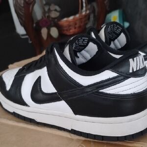Nike Dunk Low Panda